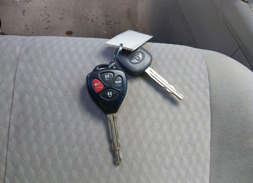 Photo 11 of 2010 Toyota Camry LE (VIN 4T1BF3EK6AU562591)