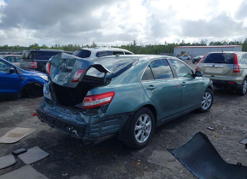 Photo 4 of 2010 Toyota Camry LE (VIN 4T1BF3EK6AU562591)