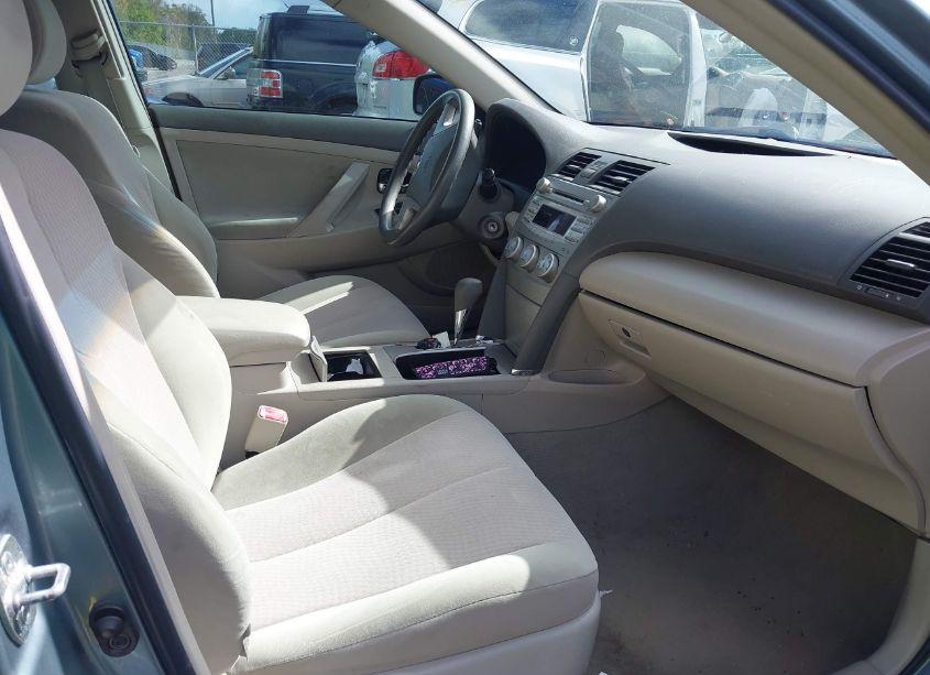 Photo 5 of 2010 Toyota Camry LE (VIN 4T1BF3EK6AU562591)