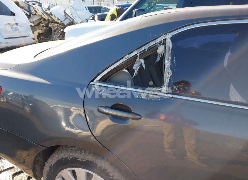 Photo 12 of 2011 Toyota Camry LE (VIN 4T1BF3EK6BU135400)