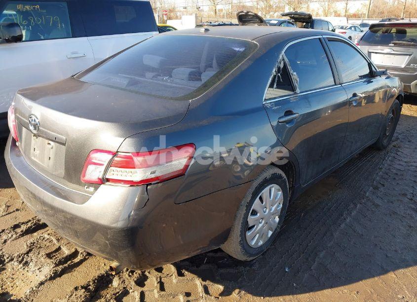Photo 4 of 2011 Toyota Camry LE (VIN 4T1BF3EK6BU135400)