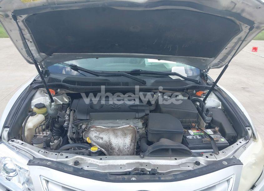 Photo 10 of 2011 Toyota Camry LE (VIN 4T1BF3EK6BU136109)