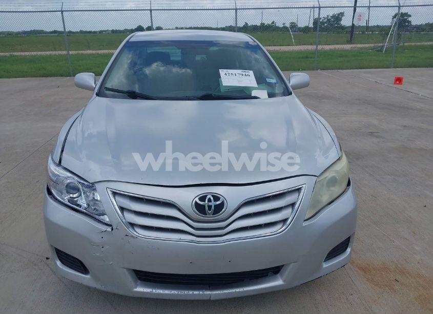 Photo 6 of 2011 Toyota Camry LE (VIN 4T1BF3EK6BU136109)