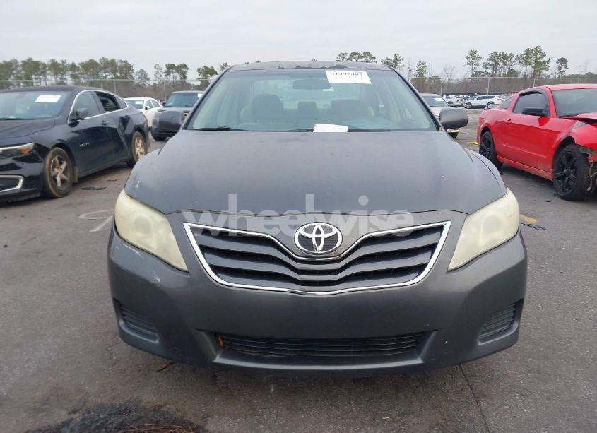 Photo 6 of 2011 Toyota Camry LE (VIN 4T1BF3EK6BU141553)