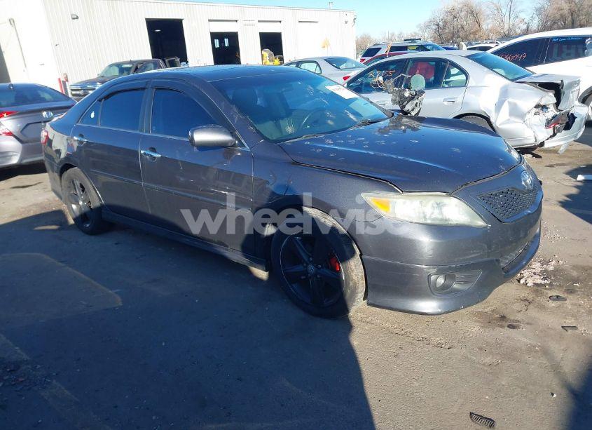 2011 Toyota Camry SE (VIN 4T1BF3EK6BU141679) main photo