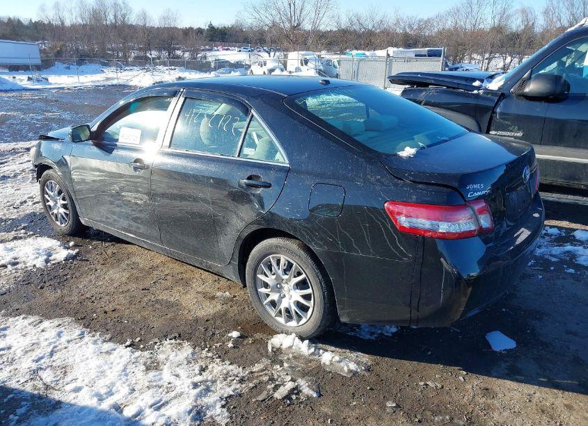 Photo 3 of 2011 Toyota Camry LE (VIN 4T1BF3EK6BU151483)