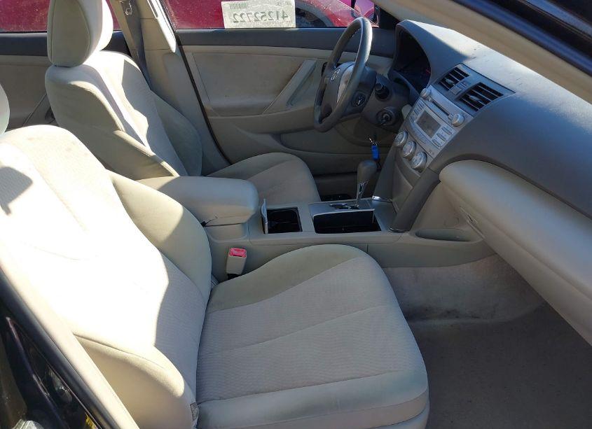 Photo 5 of 2011 Toyota Camry LE (VIN 4T1BF3EK6BU151483)