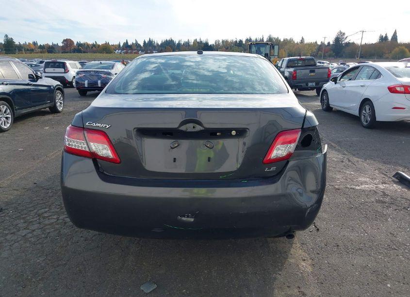 Photo 17 of 2011 Toyota Camry LE (VIN 4T1BF3EK6BU155890)