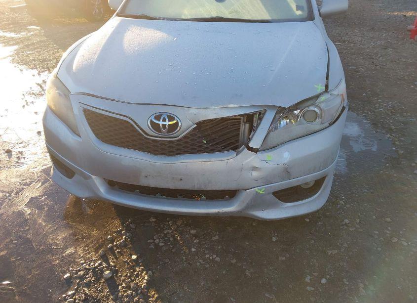 Photo 6 of 2011 Toyota Camry SE (VIN 4T1BF3EK6BU157705)