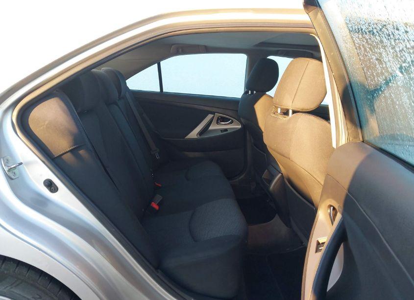 Photo 8 of 2011 Toyota Camry SE (VIN 4T1BF3EK6BU157705)