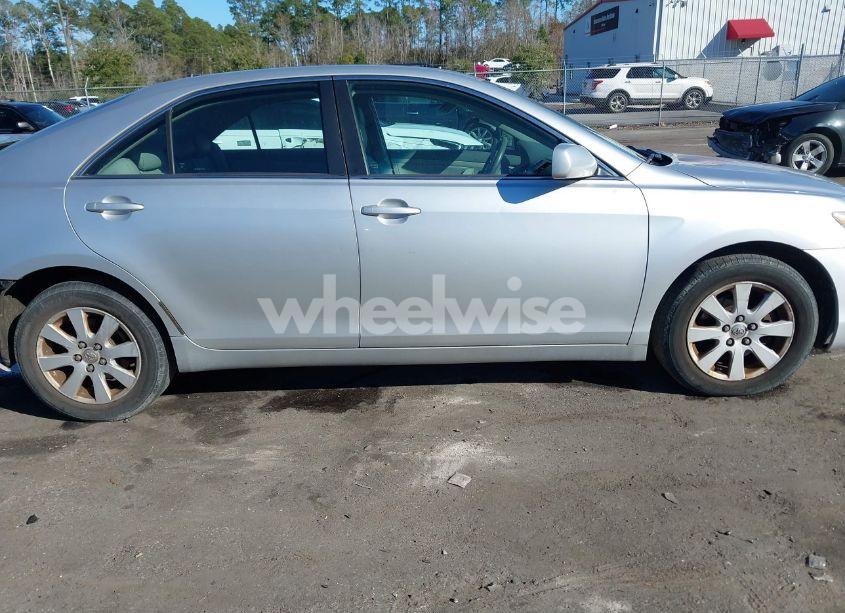 Photo 13 of 2011 Toyota Camry LE (VIN 4T1BF3EK6BU169868)