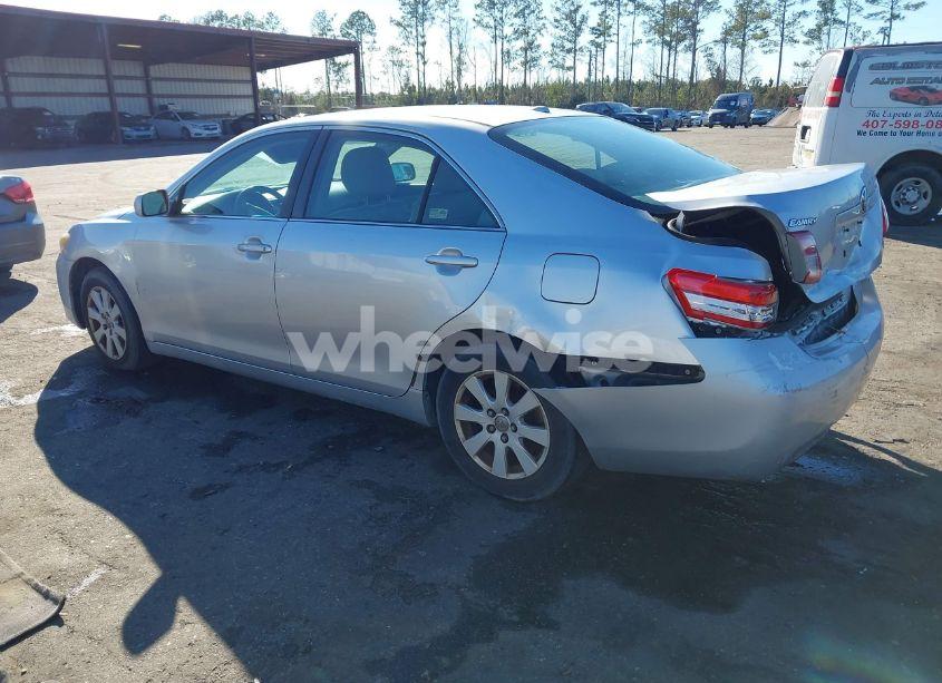 Photo 3 of 2011 Toyota Camry LE (VIN 4T1BF3EK6BU169868)