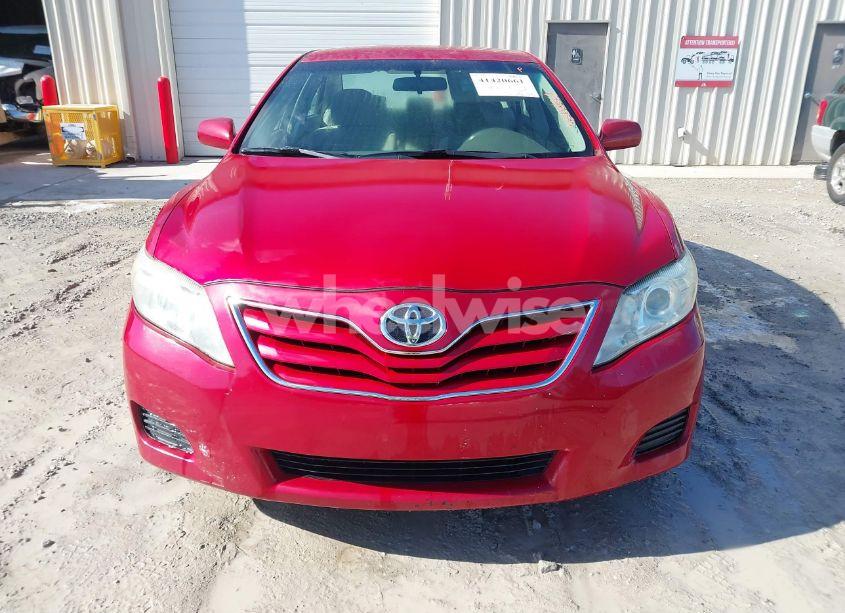 Photo 6 of 2011 Toyota Camry LE (VIN 4T1BF3EK6BU180644)