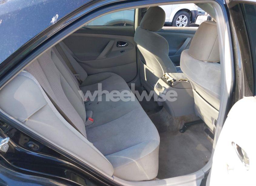 Photo 8 of 2011 Toyota Camry LE (VIN 4T1BF3EK6BU184628)