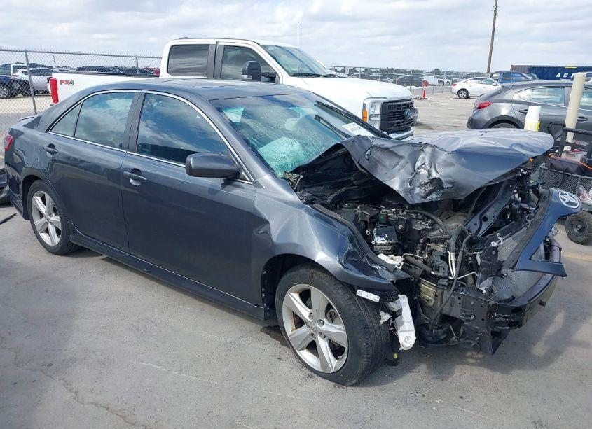 2011 Toyota Camry SE (VIN 4T1BF3EK6BU199923) main photo