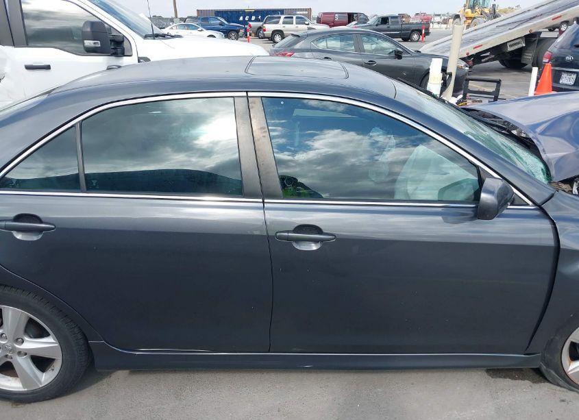 Photo 13 of 2011 Toyota Camry SE (VIN 4T1BF3EK6BU199923)