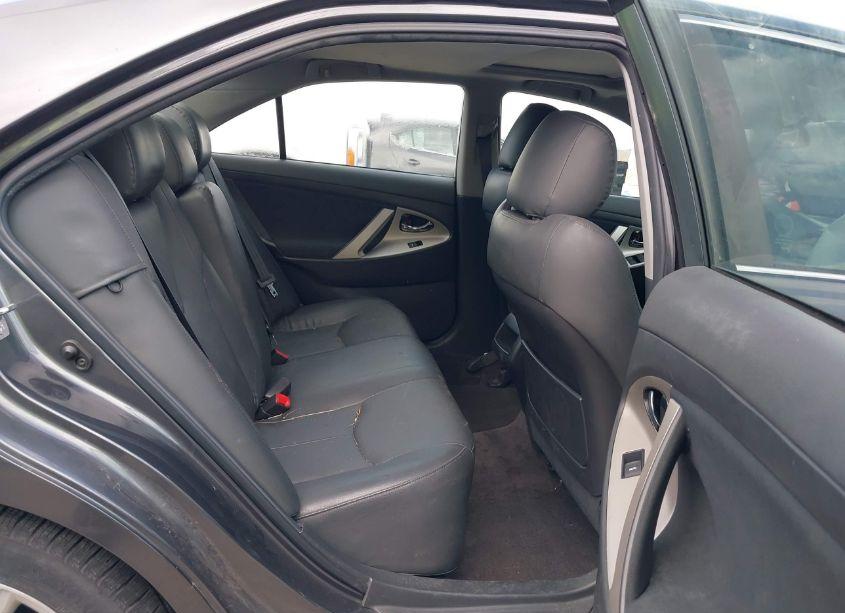 Photo 8 of 2011 Toyota Camry SE (VIN 4T1BF3EK6BU199923)