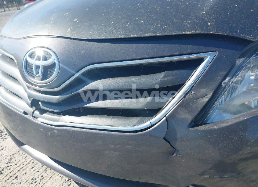 Photo 6 of 2011 Toyota Camry LE (VIN 4T1BF3EK6BU205509)