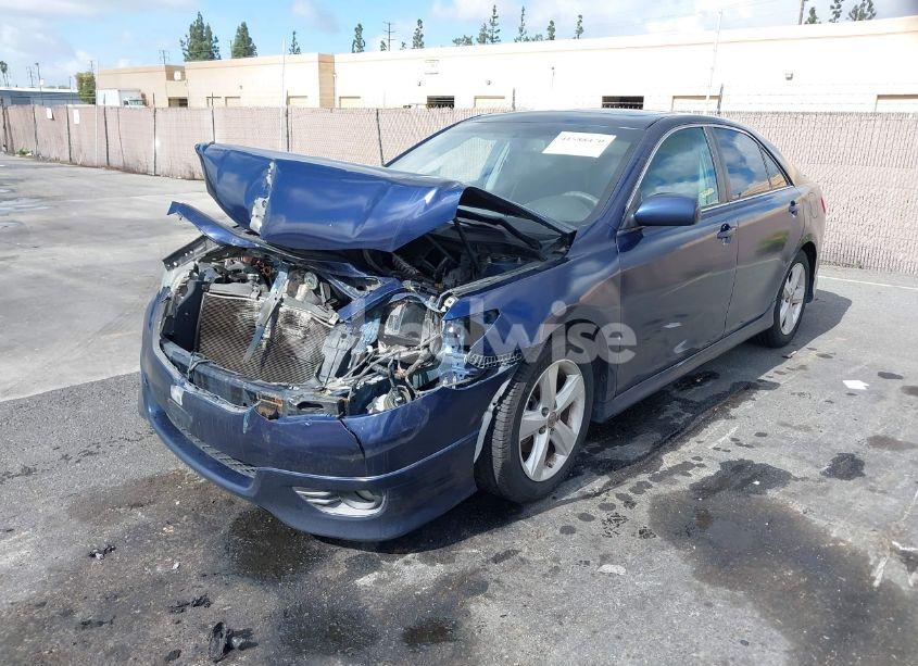 Photo 2 of 2011 Toyota Camry SE (VIN 4T1BF3EK6BU582678)