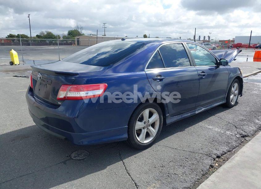 Photo 4 of 2011 Toyota Camry SE (VIN 4T1BF3EK6BU582678)