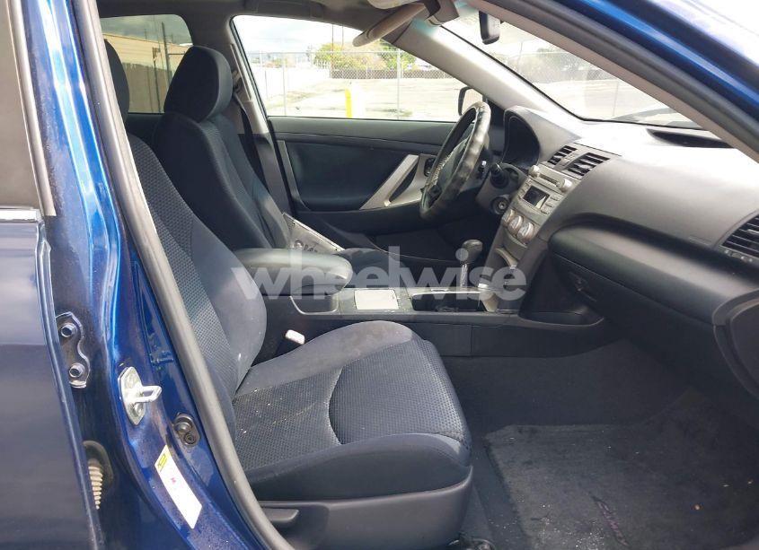 Photo 5 of 2011 Toyota Camry SE (VIN 4T1BF3EK6BU582678)