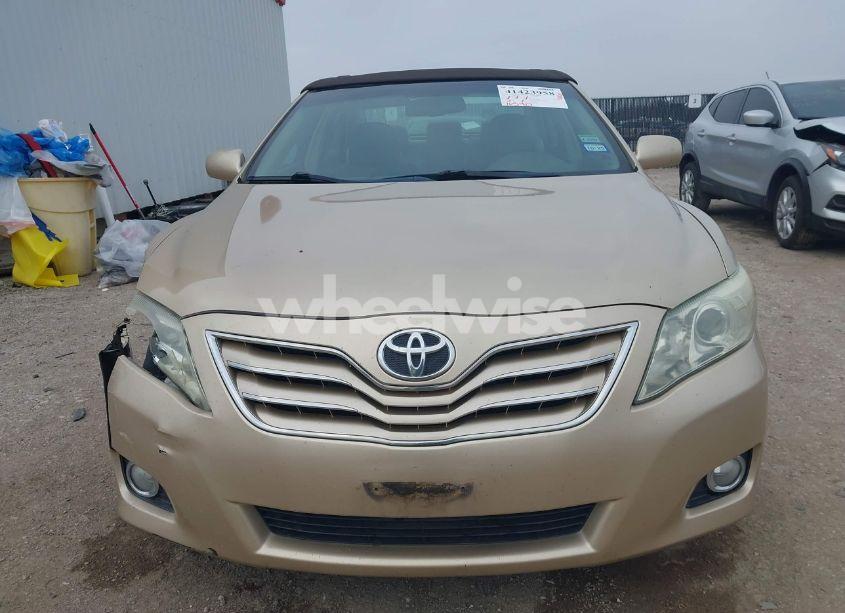 Photo 12 of 2011 Toyota Camry XLE (VIN 4T1BF3EK6BU619566)