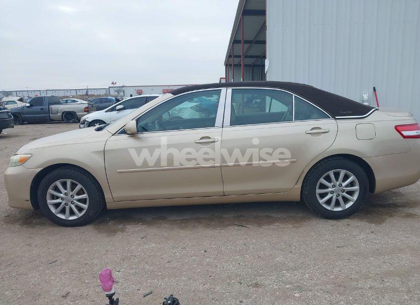 Photo 14 of 2011 Toyota Camry XLE (VIN 4T1BF3EK6BU619566)