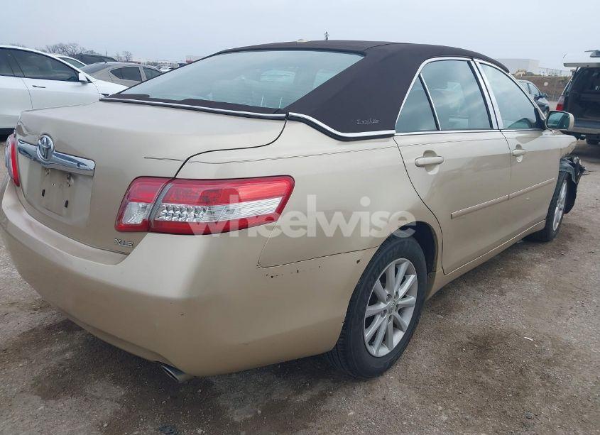 Photo 4 of 2011 Toyota Camry XLE (VIN 4T1BF3EK6BU619566)