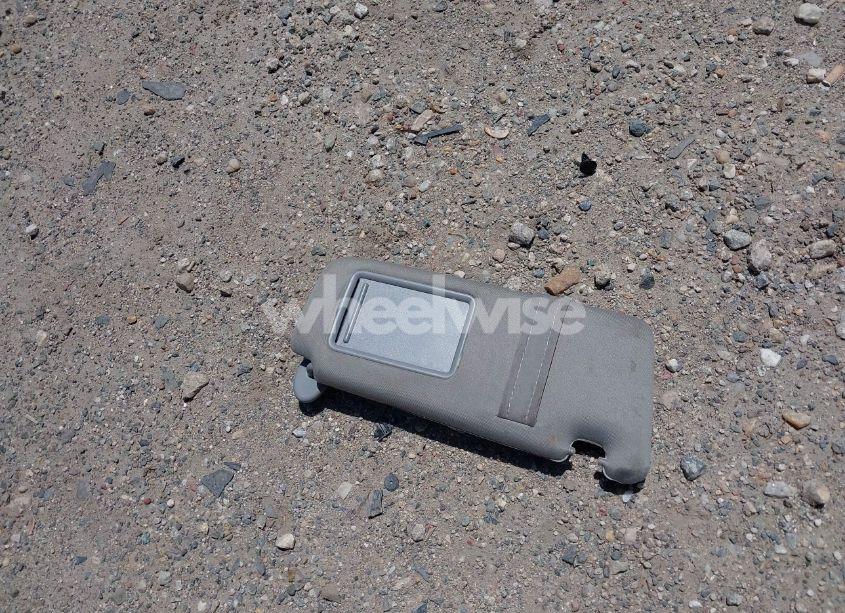 Photo 12 of 2011 Toyota Camry LE (VIN 4T1BF3EK6BU626047)