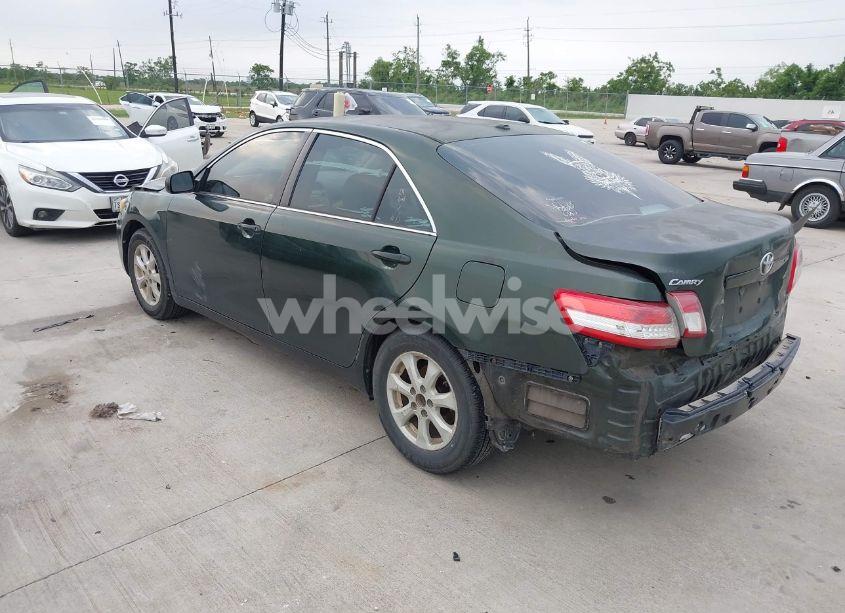 Photo 3 of 2011 Toyota Camry LE (VIN 4T1BF3EK6BU633211)