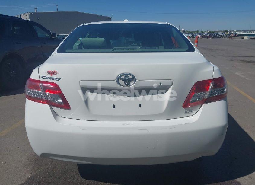 Photo 16 of 2011 Toyota Camry LE (VIN 4T1BF3EK6BU634245)