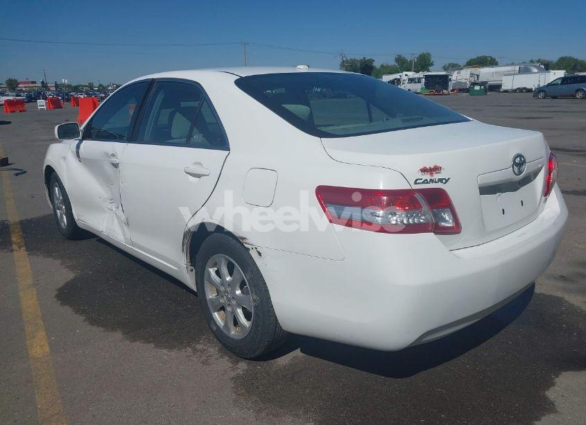 Photo 3 of 2011 Toyota Camry LE (VIN 4T1BF3EK6BU634245)