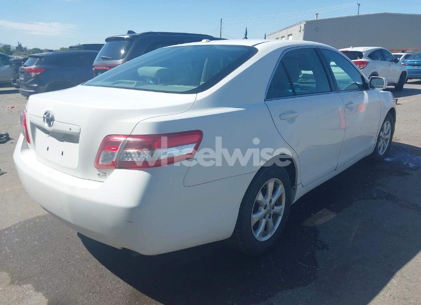 Photo 4 of 2011 Toyota Camry LE (VIN 4T1BF3EK6BU634245)