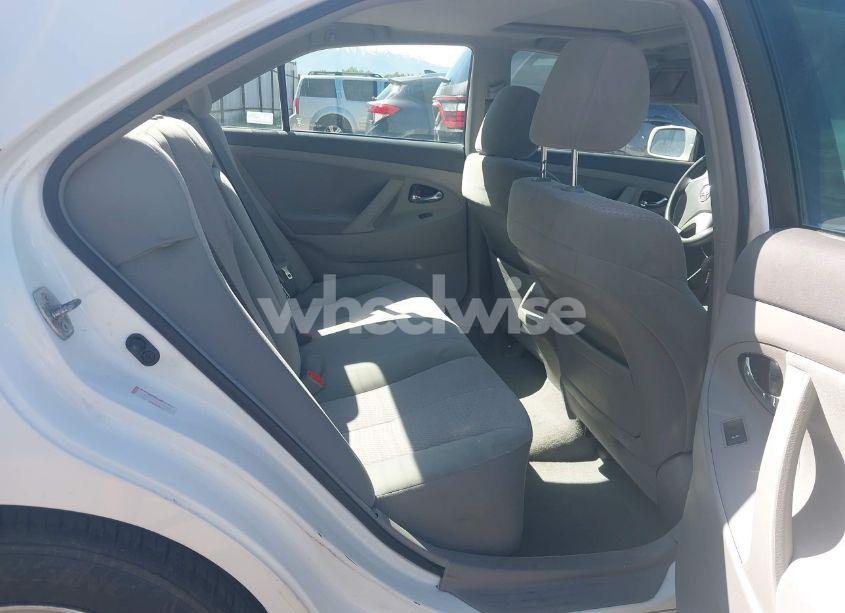 Photo 8 of 2011 Toyota Camry LE (VIN 4T1BF3EK6BU634245)