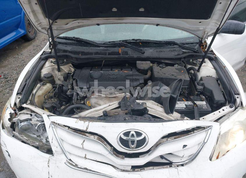 Photo 10 of 2011 Toyota Camry LE (VIN 4T1BF3EK6BU640174)