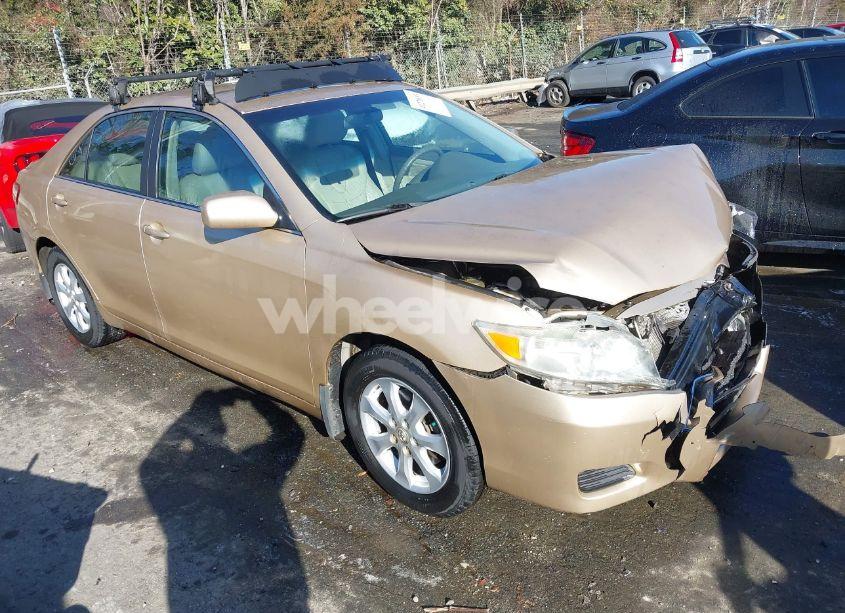 2011 Toyota Camry LE (VIN 4T1BF3EK6BU645343) main photo