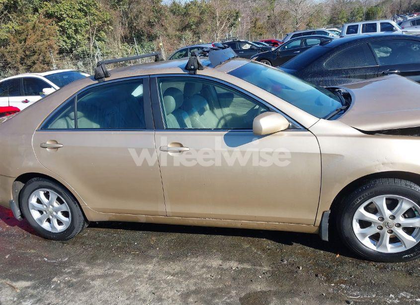 Photo 13 of 2011 Toyota Camry LE (VIN 4T1BF3EK6BU645343)