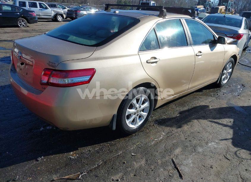Photo 4 of 2011 Toyota Camry LE (VIN 4T1BF3EK6BU645343)