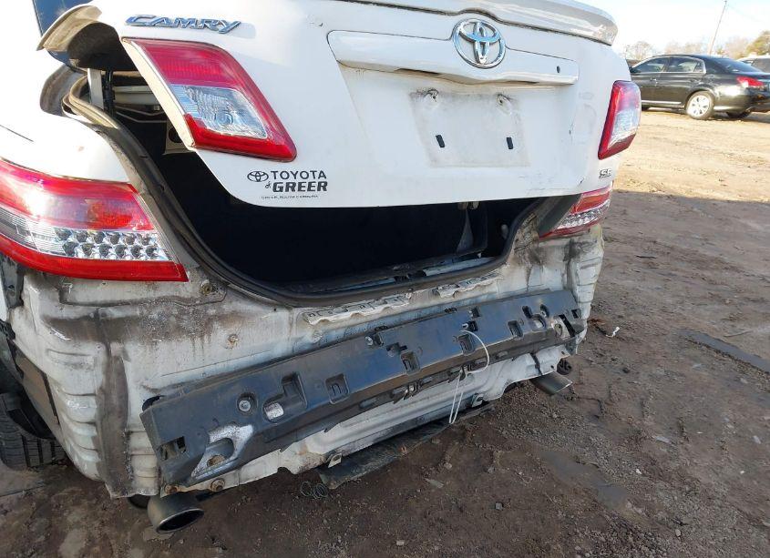 Photo 6 of 2011 Toyota Camry SE (VIN 4T1BF3EK6BU652745)