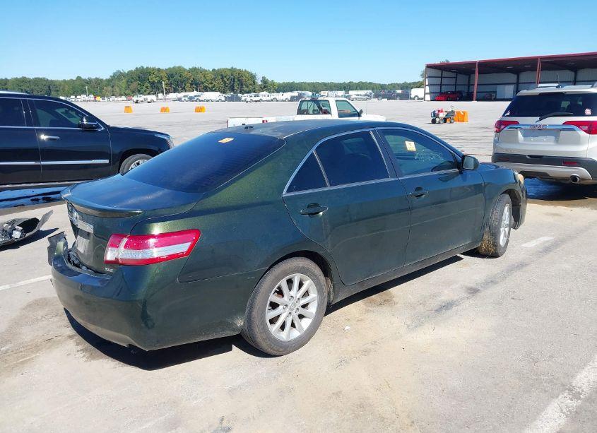 Photo 4 of 2011 Toyota Camry XLE (VIN 4T1BF3EK6BU656648)