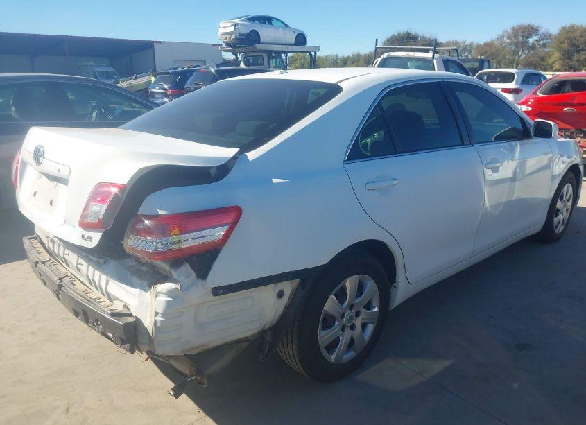 Photo 4 of 2011 Toyota Camry LE (VIN 4T1BF3EK6BU656682)