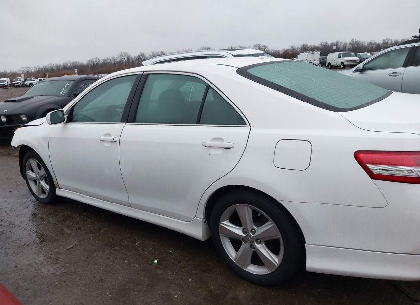 Photo 15 of 2011 Toyota Camry SE (VIN 4T1BF3EK6BU658433)