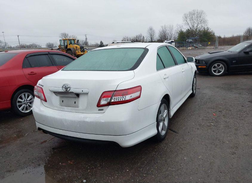 Photo 17 of 2011 Toyota Camry SE (VIN 4T1BF3EK6BU658433)