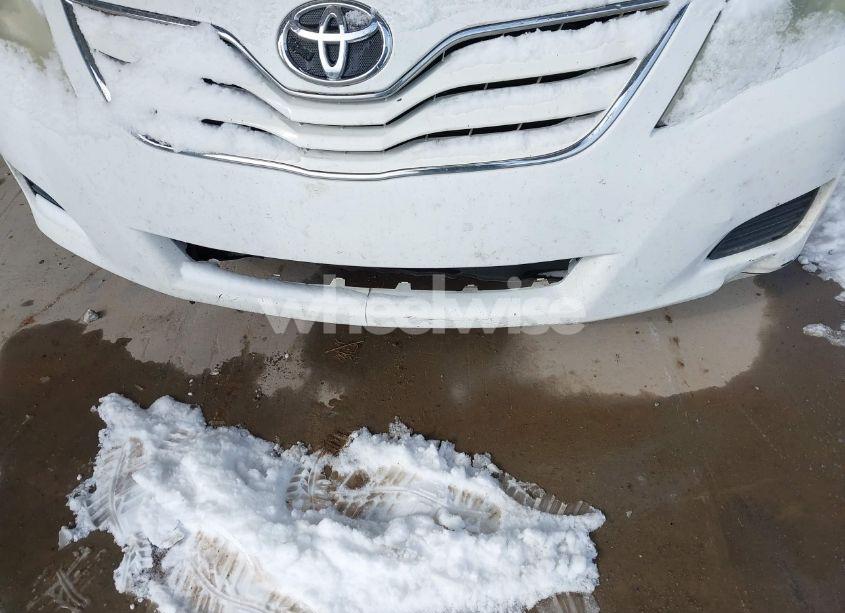 Photo 6 of 2011 Toyota Camry (VIN 4T1BF3EK6BU663230)