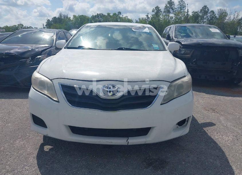 Photo 6 of 2011 Toyota Camry LE (VIN 4T1BF3EK6BU664491)