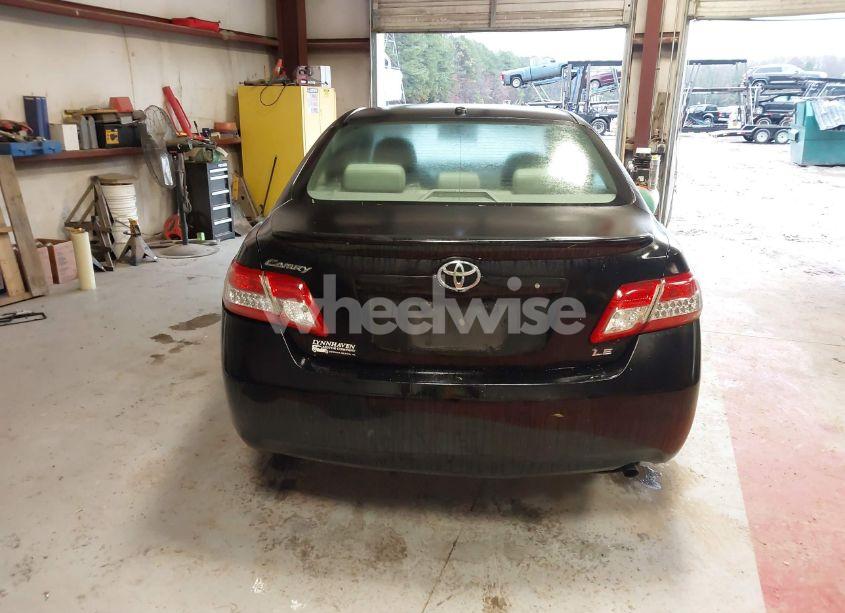 Photo 16 of 2011 Toyota Camry LE (VIN 4T1BF3EK6BU667021)