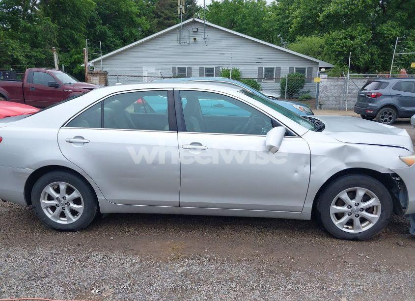 Photo 13 of 2011 Toyota Camry LE (VIN 4T1BF3EK6BU671814)