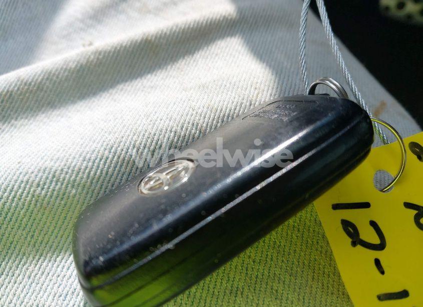 Photo 11 of 2011 Toyota Camry SE (VIN 4T1BF3EK6BU674485)