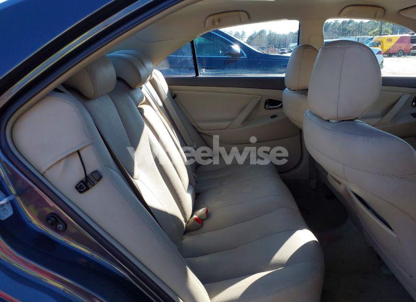 Photo 8 of 2011 Toyota Camry LE (VIN 4T1BF3EK6BU677760)