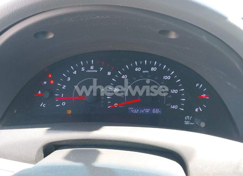 Photo 7 of 2011 Toyota Camry (VIN 4T1BF3EK6BU679752)